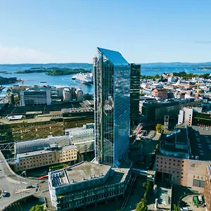 Radisson Blu Plaza Hotel, Hotel