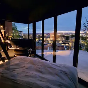 Villa Edge - Hideaway With Breathtaking Views