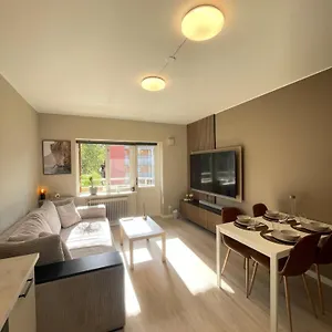 New Renovated Apartment *