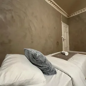 Eco Haven Central Гостевой дом *